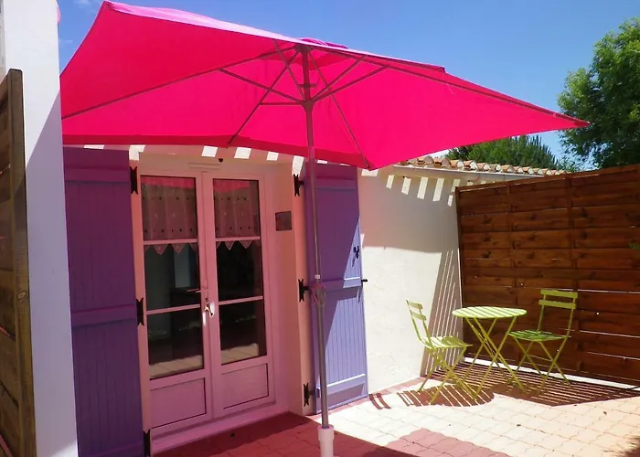 Chevrefeuille Et Eglantine Frühstückspension